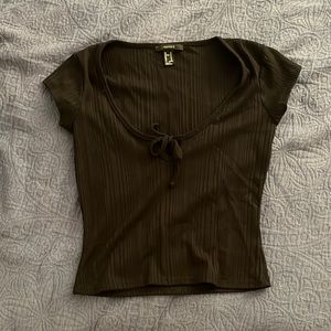 Black mid length t shirt